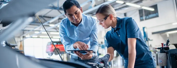 Female mechanic, institute of the motor industry, automotive, motor industry 